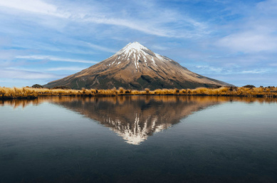 Mt Taranaki Blue Sky2